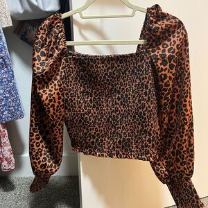 gianni bini silk fitted top, never worn